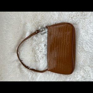 Brown shoulder bag